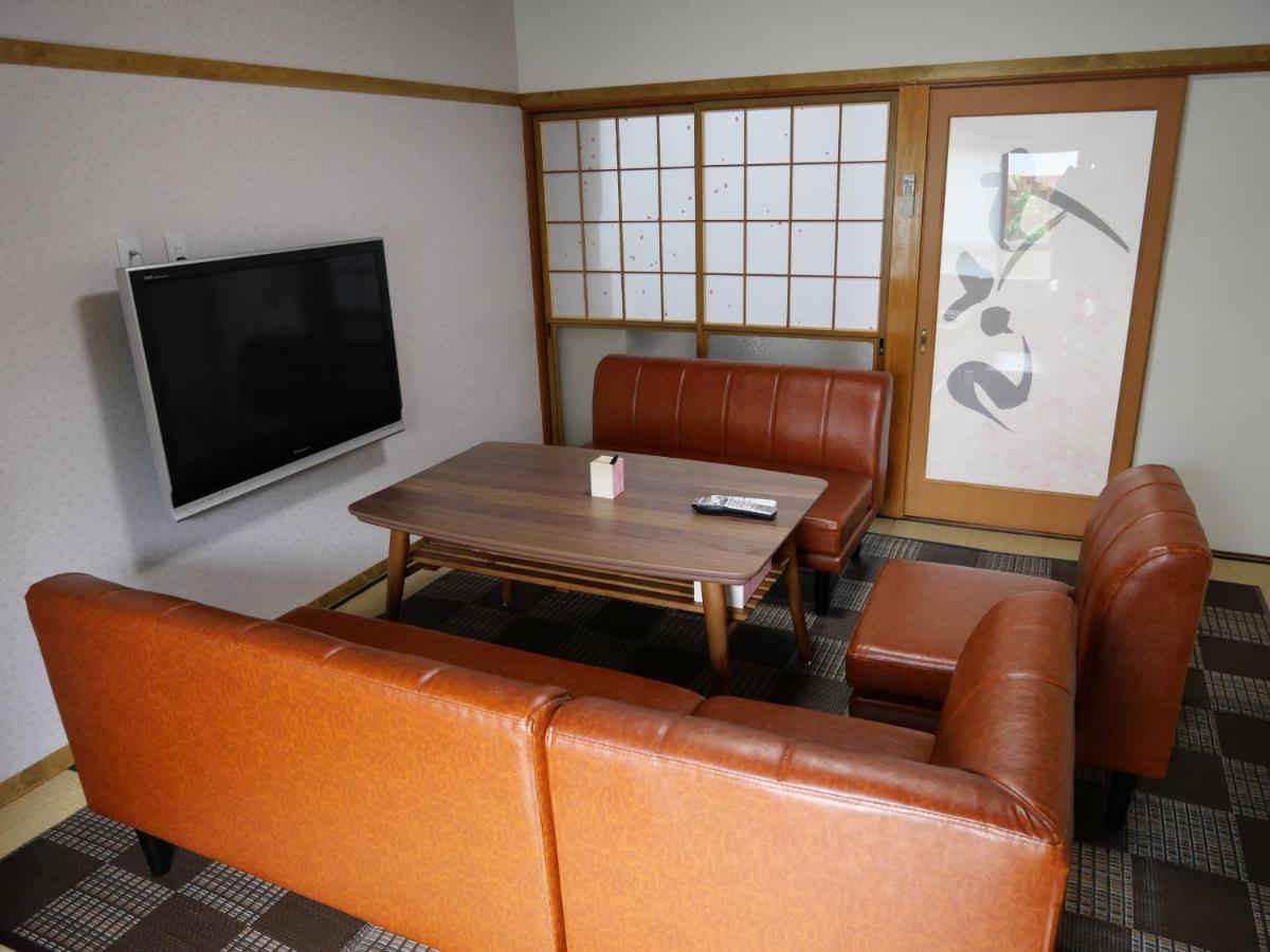 Sakura Aburaya Villa ทาคายาม่า ภายนอก รูปภาพ