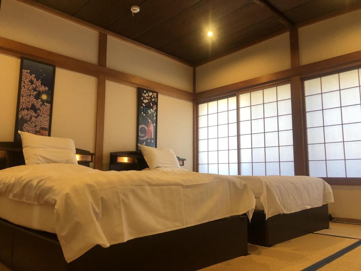 Sakura Aburaya Villa ทาคายาม่า ภายนอก รูปภาพ
